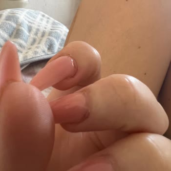 Marmara Park Manikür Salon Rezil Tırnak Yapan Salon