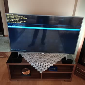 Philips TV Kapanıp Açılmaya Başladı