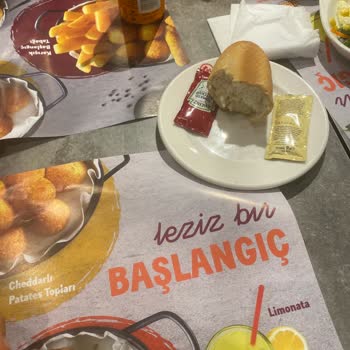 Olivium Tavuk Dünyası Restaurant Katı