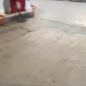 Aytemiz, Terk Edilmiş, Tek Personelle Çalışan İstasyon!