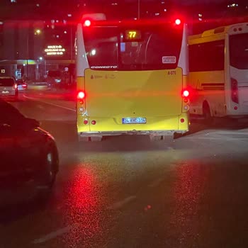 Yolcu Almayan İETT Otobüsü Ve Mağduriyet
