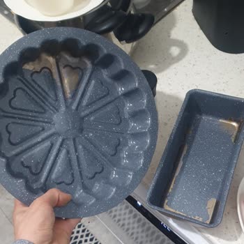 Karaca Züccaciye Karacanın Sagligi Tehdit Eden Kek Kalıpları