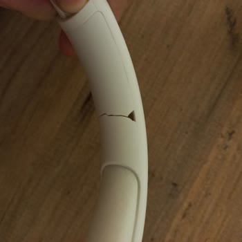 JBL 560bt Kulaklığın Yükseklik Ayarlama Kısmi Kırıldı