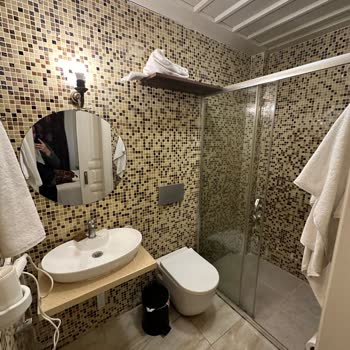 Parna Otel Parna Hotel +12 Adult Otel Rezervasyonu