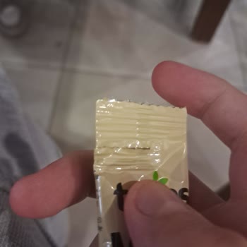 Has Döner Ağzı Açık Mayonez Ve Kullanılmış İçi Boş Ketçap