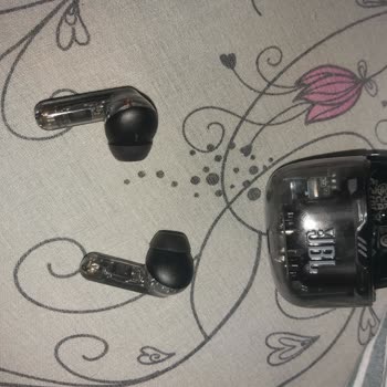 JBL Tune Flex'imin Sol Kulaklığından Ses Gelmiyor.