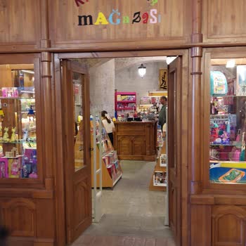 Eskişehir Büyükşehir Belediyesi Eskişehir Sazova Parkı Şato Mağduriyeti