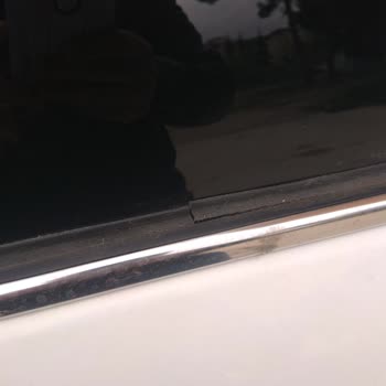 Citroen C-Elysee Aracın Sıyırıcı Cam Fitili Kalitesizliği Ve Deformesi