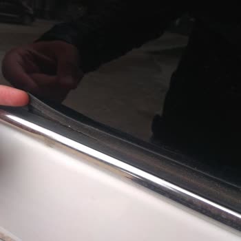 Citroen C-Elysee Glass Seal Melting, Tearing