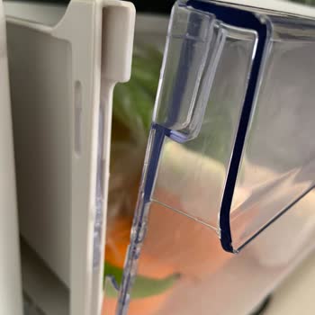 Beko Sebzelik Çekmecesi Kırıldı