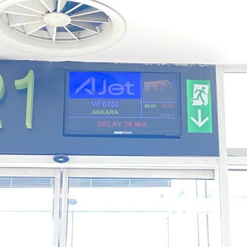 AJet (Anadolu Jet) 12 Saatlik Rötar