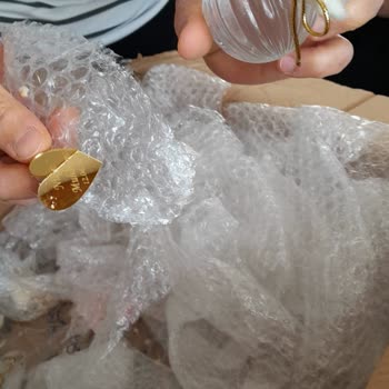 Nişan Süsü Kırık Geldi