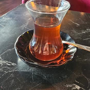 Siirt Park AVM Siirt AVM Vip Lounge Çayı Ve Çalışanları Kötü