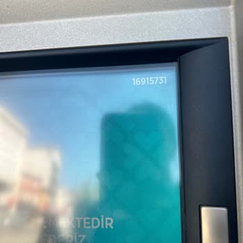 Halkbank ATM 3500 ₺ Paramı Yuttu