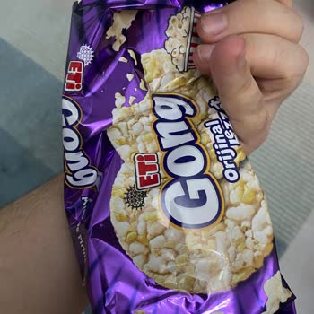 Eti Gıda Eti Gong Paket İçeriğinde Ürün Siyahlıklar Mevcut.