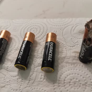 Duracell Pil Fotoğraf Makineme Zarar Verdi