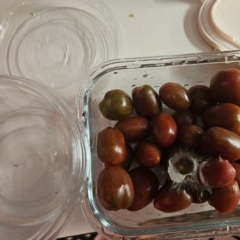 Getir Küflü Domates Satıyor