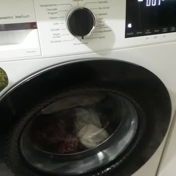 Grundig Makinenin Azizliği Evde Çamaşır Birikti