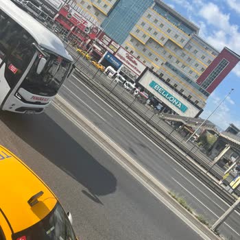 Pamukkale Turizm 34 G-Z-C 095 Şoför