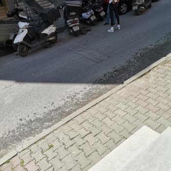 Küçükçekmece Belediyesi İ̇nönü Mahallesi Yonca Sokak Motor Tamircisi