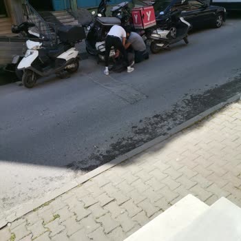 Küçükçekmece Belediyesi İ̇nönü Mahallesi Yonca Sokak Motor Tamircisi