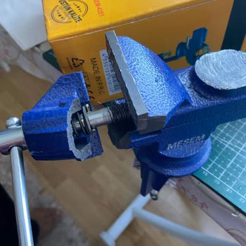 Meşem El Aletleri İlk Kullanımda Kırılan Mengene