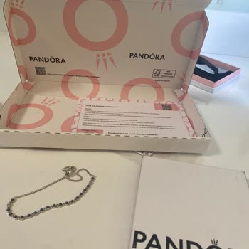 Pandora Mücevher Pandora Bileklik Taş Düşmesi