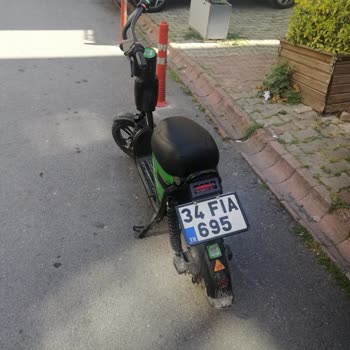 Martı Moped Aracıma Zarar Verdi