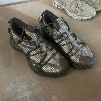 Sneakersdaytr (Instagram) Sneakersdaytr Mağdur Etti