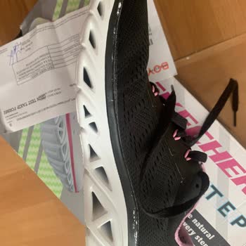 Skechers Ayakkabı Kenarlarının Boyasının Çıkması