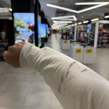Decathlon Yetersiz Temizliği Ve Hijyensizliği