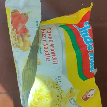 İndomie Noodle'dan Böcek Çıktı