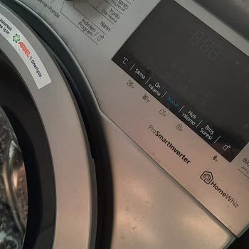 Beko Gri Çamaşır Makinesi Leke