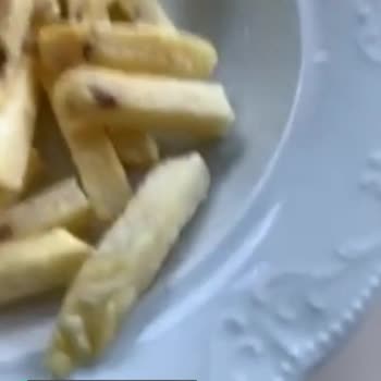 Feast Dondurulmuş Paketten Çıkan Böcekli Patatesler Çıktı