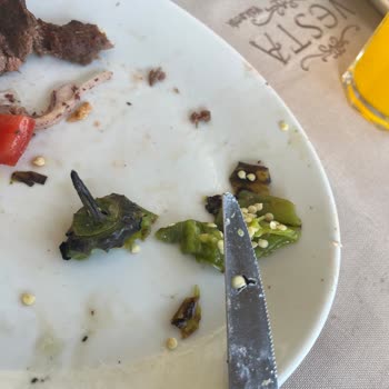 Vesta Restaurant Geç Ve Yanlış Hizmet Büyük Mağduriyet