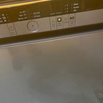 Arçelik Marka 6055 Uh Model Bulaşık Makinesi