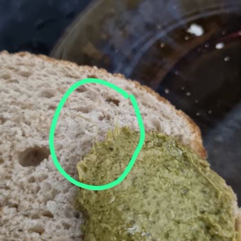 Piyale Makarna Sosu İçinden Plastik Çıktı