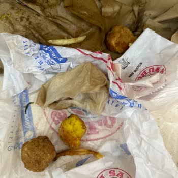 City Center Outlet Salon Burger'den Eve Paket Yaptırdığım Her Şey Çöp