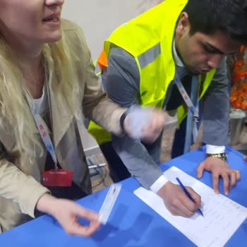 AJet (Anadolu Jet) Uçuş Problemi: Yer Sorunu Ve Müşteri Hizmetleriyle Yaşananlar