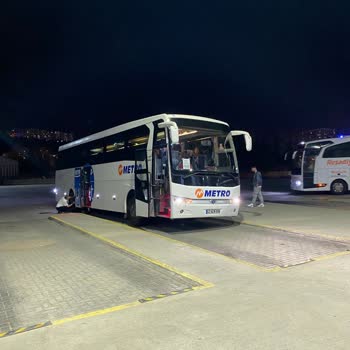 Metro Turizm Metro Ve Arızalı Otobüsleri