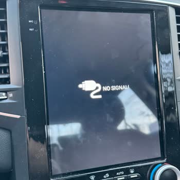 Megane 4 İçin Avgo Ekranım Karardı: No Signal Hatası Ve Hüsran