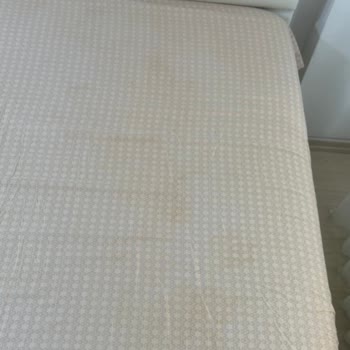 Taç Nevresim Takımının İlk Yıkamada Boyası Aktı