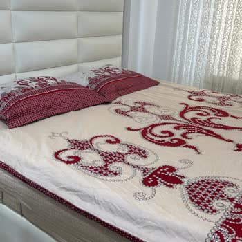 Taç Nevresim Takımının İlk Yıkamada Boyası Aktı