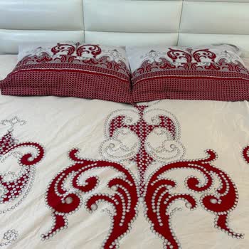 Taç Nevresim Takımının İlk Yıkamada Boyası Aktı