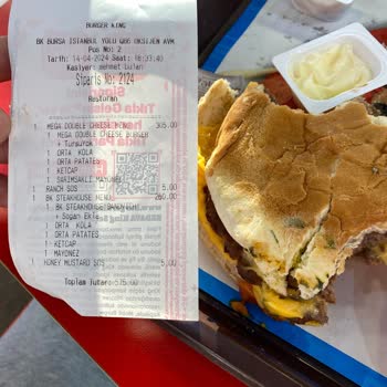 Burger King Bayat Ürün Küflenmiş Ekmek Bozulmuş Et