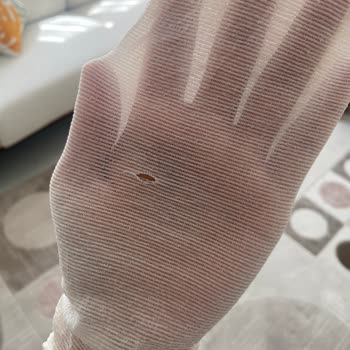 LCW Den Aldığım Çocuk Külotlu Çoraplar Delik Çıkıyor