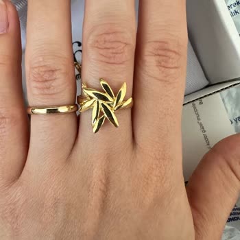 1610İstanbul 1610 İstanbul Aksesuarların Dandikliği