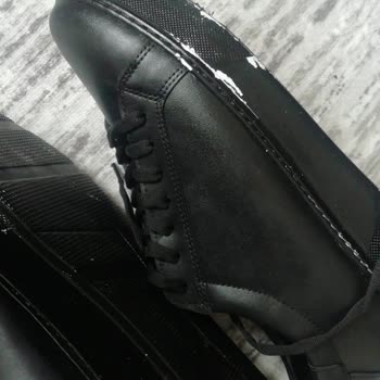 Owwo_shoes Kalitesiz Ürün Ve İletişimsiz Satıcı Sorunu