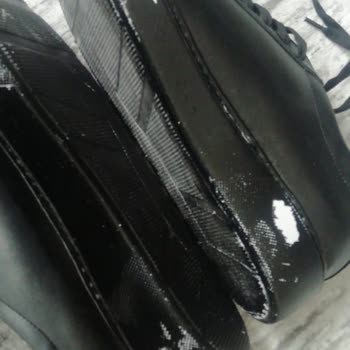 Owwo_shoes Kalitesiz Ürün Ve İletişimsiz Satıcı Sorunu