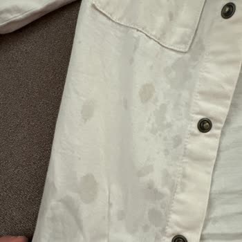 LCW Erkek Çocuk Gömlek Yıkandıktan Sonra Lekelendi